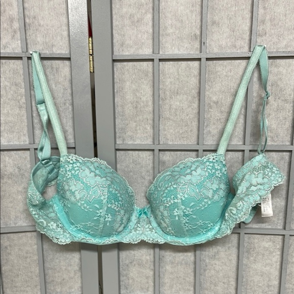 Victorias Secret Blue Lace Underwire Bra